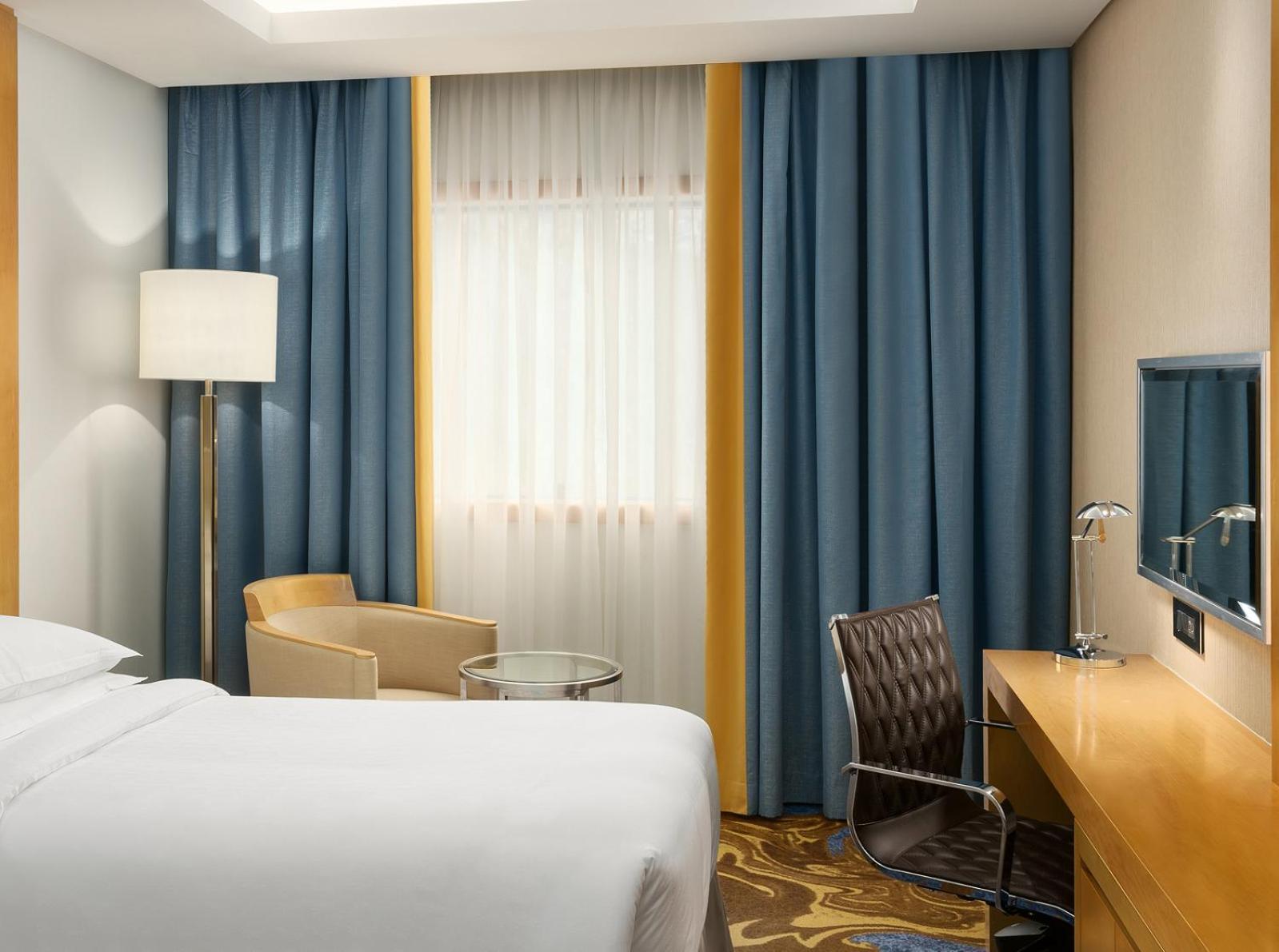 Sheraton Makkah Jabal Al Kaaba Hotel Mekka Exterior foto A room at the hotel